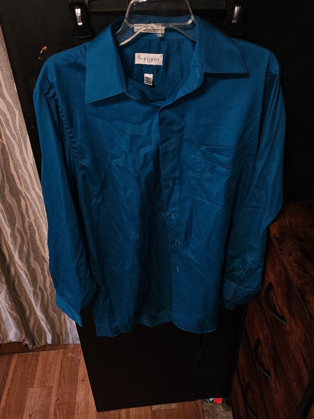 ❤️ EUC Men's Size Medium Teal Van Heusen Dress Shirt
